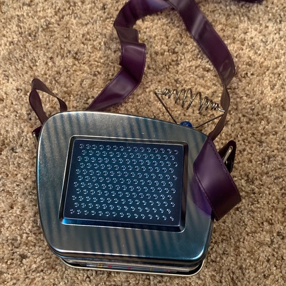 Collectible James Dean Mini Tv Tote - Picture 2 of 6